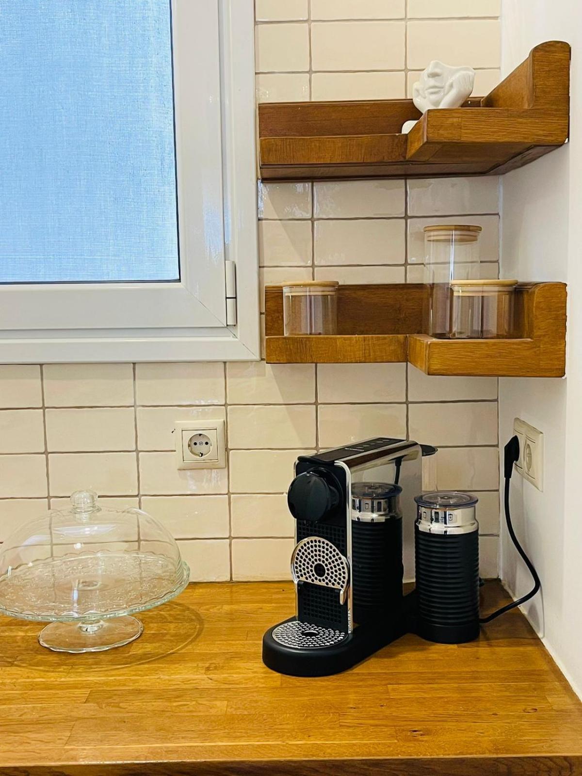 Overview Boutique Apartment アテネ エクステリア 写真